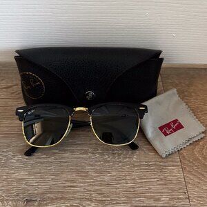 Ray-Ban Clubmaster Classic Sunglasses Unisex - Black on Gold Frame Green Lenses